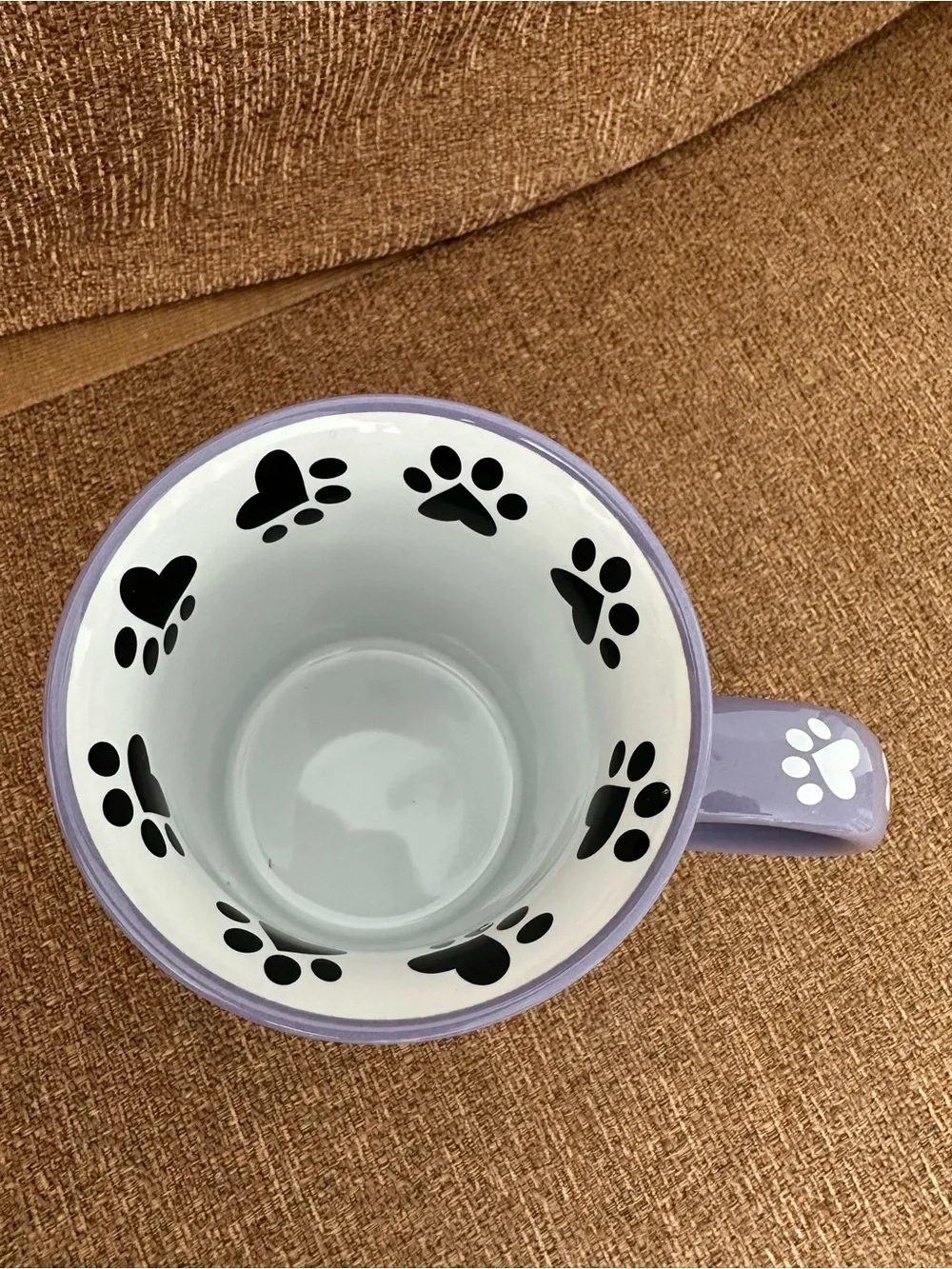 *NWT* Dog Mom Ceramic Mug - Lavender with White Paw Print